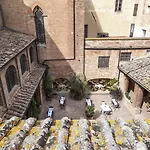 Il Chiostro Del Carmine سيينا