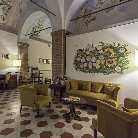 Il Chiostro Del Carmine Hotel 4*