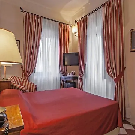 Hotel Il Chiostro Del Carmine Siena